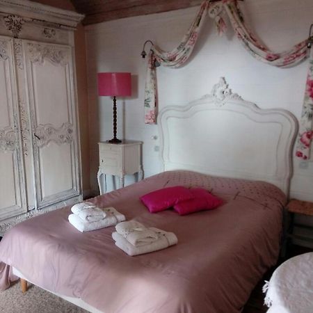 Bed and Breakfast Domaine Du Mont Scolan Montgardon Exterior foto